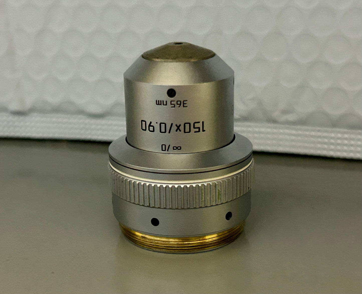 Leica Microscope Objective 150x0.90 365nm ∞/0 M32 Thread 767005