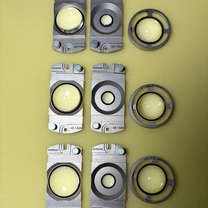 Parts of Leitz POL Microscope Fedorov Stage – n_D 1.516 / 1.554 / 1.649, showcasing vintage optical hardware and clear optics.