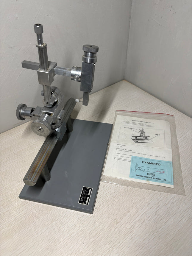Narishige SM-11 3-Axis Mechanical Micromanipulator Stereotaxic MA-2 Base System with manual and base