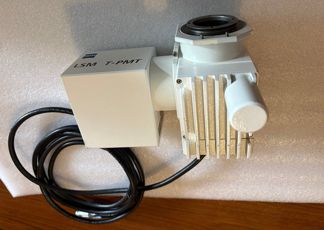 Zeiss LSM T-PMT Schaltspiegel,mot-S AIM-SYSTEM 1269-455 1586-527 on a light background