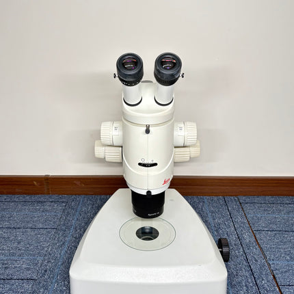 Leica MZ16 Stereo Microscope W/ 10X21B Eyepieces and PLANAPO 1.0x Objective on white base