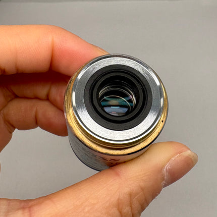 Close-up of Zeiss EC Plan NEOFLUAR 40x1.30 Oil 420462-9900 M27 objective showing lens details.