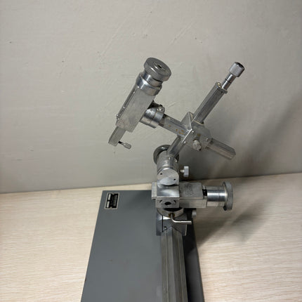 Narishige SM-11 3-Axis Mechanical Micromanipulator Stereotaxic MA-2 Base System