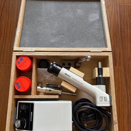 Mitutoyo centering fine cope CF10 w/ 1x 3x cf objectives
