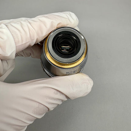 Zeiss C-APOCHROMAT 40x1.2 W Korr UV-VIS -IR ∞/0.14-0.19 Objective 421767-9971-711 in hand