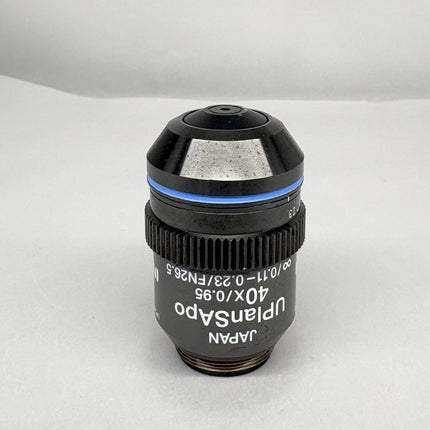 Olympus UPlanSApo 40x0.95 ∞/0.11-0.23/FN26.5 Microscope UIS2 Objective lens close-up view.