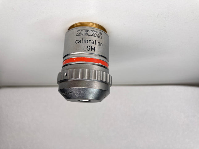 Zeiss Microscope APO calibration LSM Objective 420639-9900-700 M27