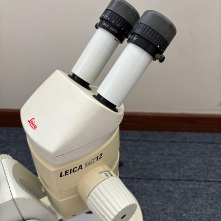 Leica MZ12 Stereo Microscope W/ 10X21B Eyepieces and PLAN 1.0x Objective showing the binocular tube and eyepieces.
