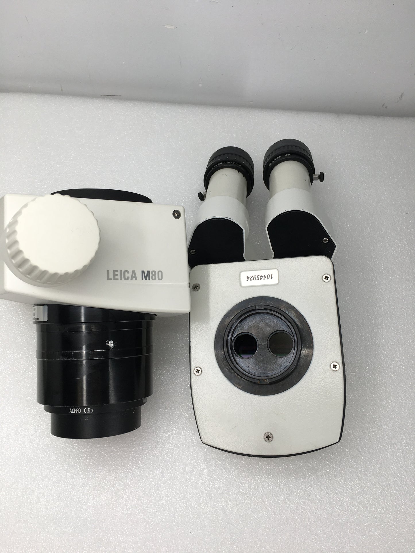 LEICA M80 Trinocular Stereo Microscope w/10x Eyepieces w/0.5x Objective