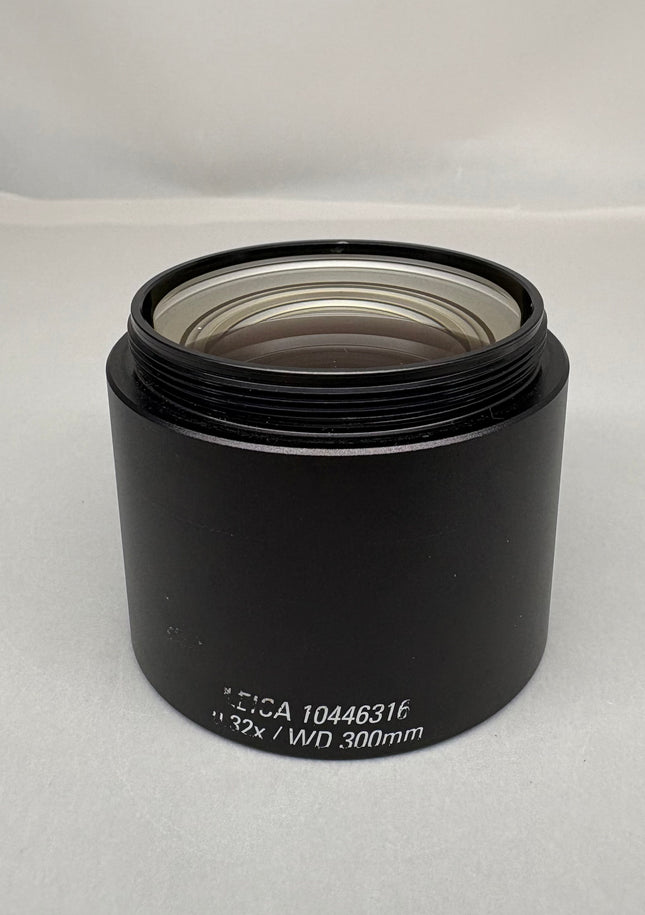 Leica Auxiliary Lens 0.32x 10446316 WD300mm f/S4E S6 S6E 52MM Thread shown from the front with threaded mount.