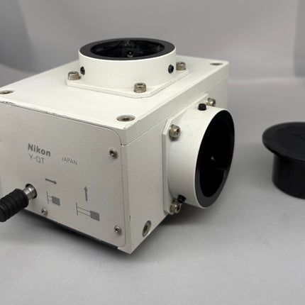 Nikon Y-QT dual camera port adapter for Eclipse, showing the side view and connection ports.