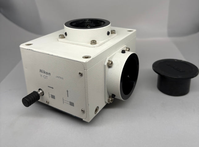 Nikon Y-QT dual camera port adapter for Eclipse, showing the side view and connection ports.
