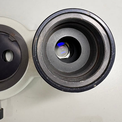 LEICA Photo/Video Tube 10446174 100%vision / 100%photo f/ MZ M view showing optical components for stereo microscopes.