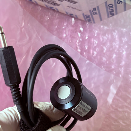 Olympus U-HSEXP Hand Switch for Image Capture with cable and button for easy operation