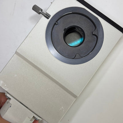 Nikon Microscope Y-THF Teaching Unit Face to Face showing optical view with adjustable features.