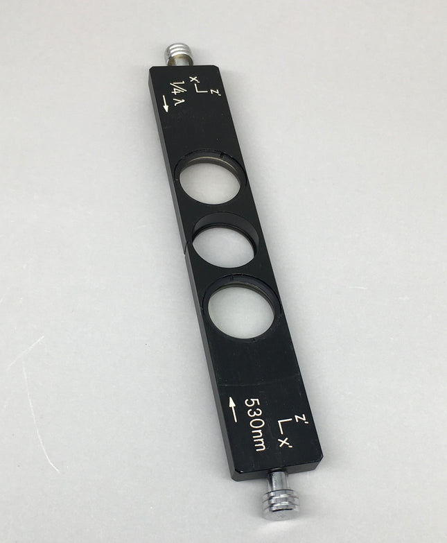 Nikon POL λ Full Wave Red Plate 1/4 Compensator 530nm Microscope Slider depicted on a gray background
